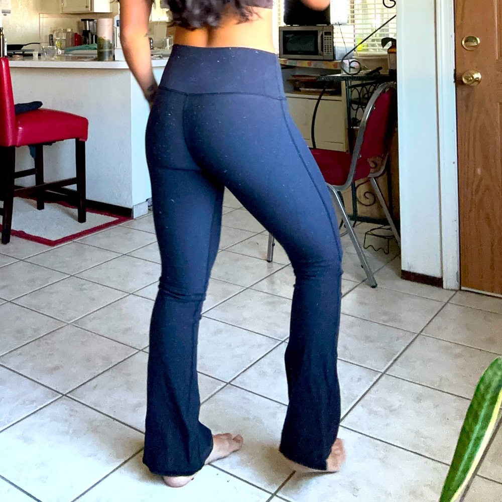 Alo yoga flare pant